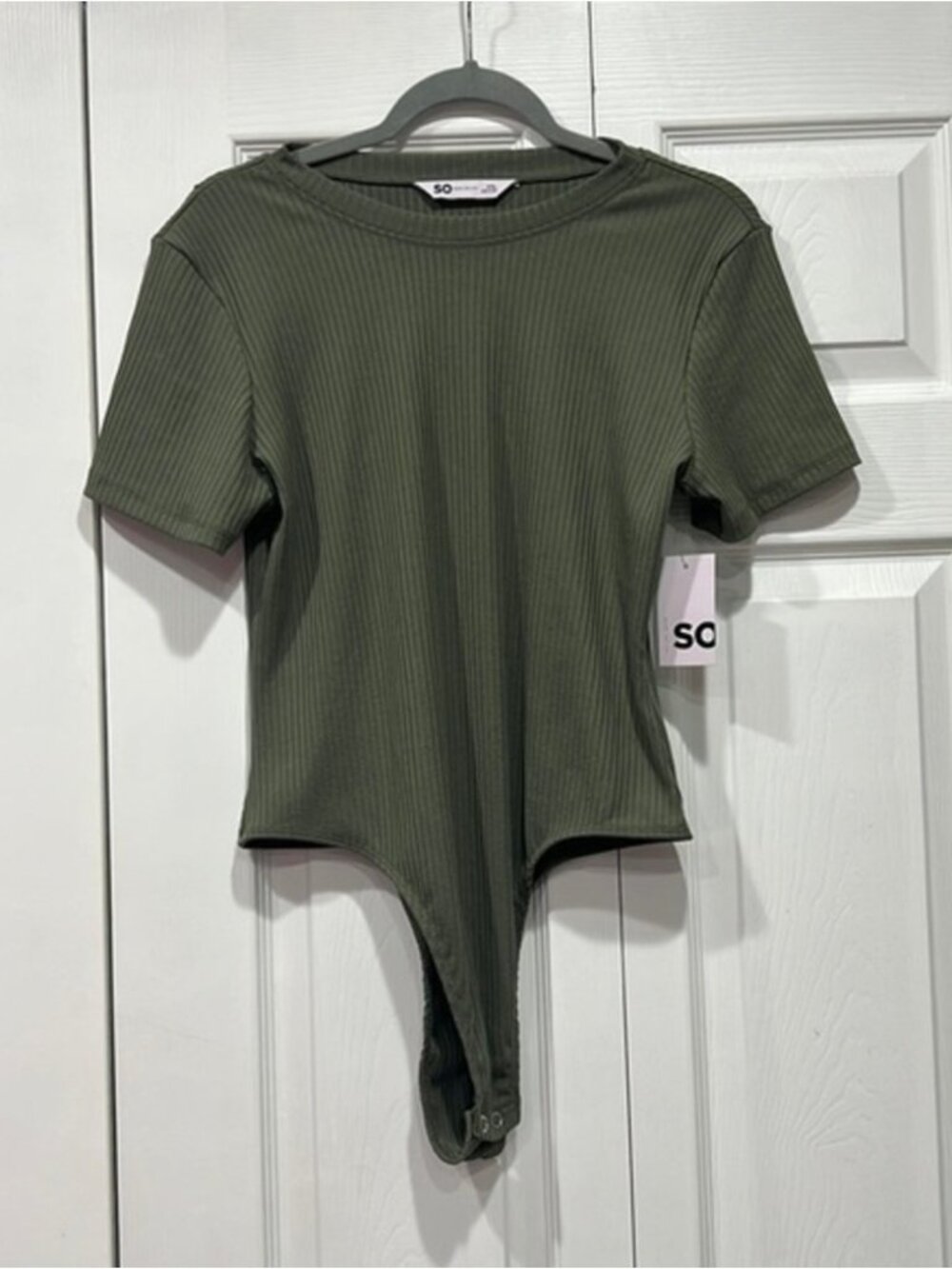 short sleeve green bodysuit